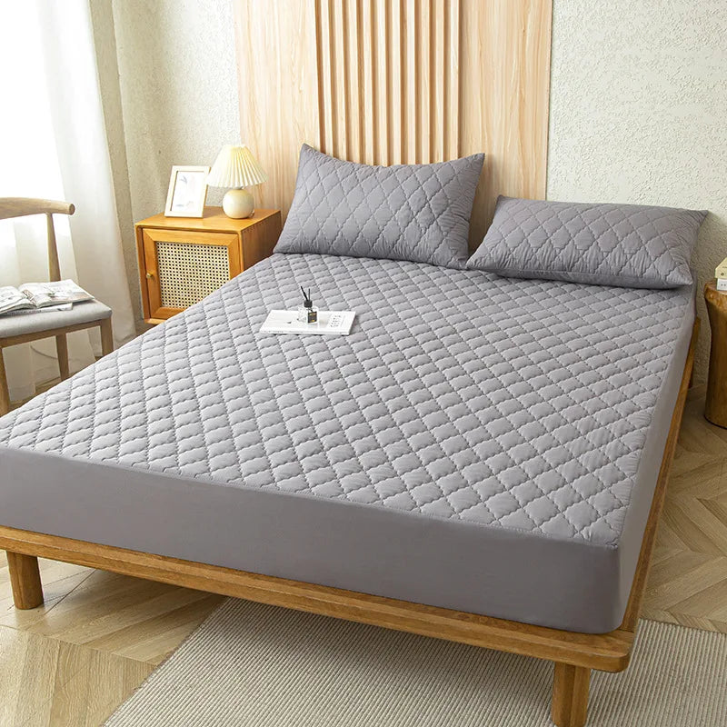 Waterproof Throw Mattress Cover & Fitted Sheet – Mattress Protector in Gray & White, Multi-Size (Single, Double, 140cm, 160cm)