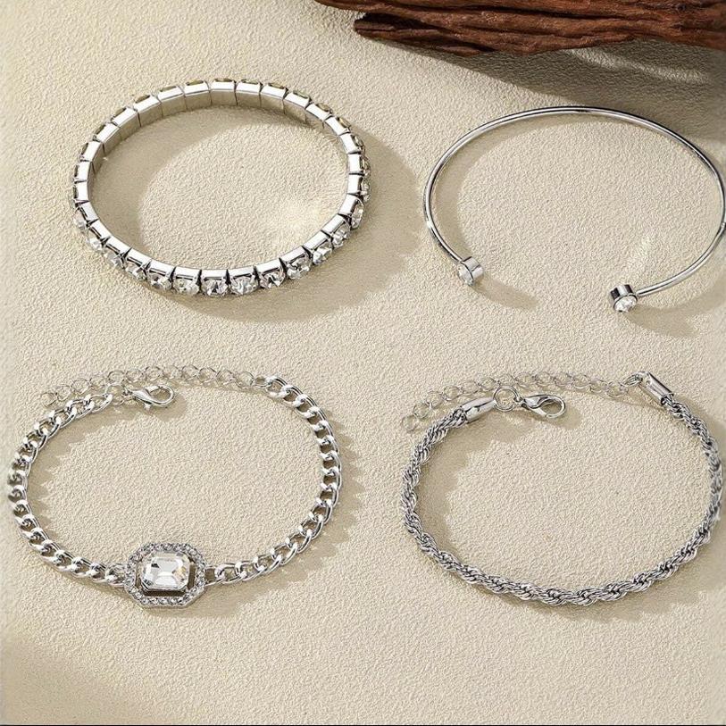 Artistic Retro Versatile Metal Chain Square Diamond 4-piece Set